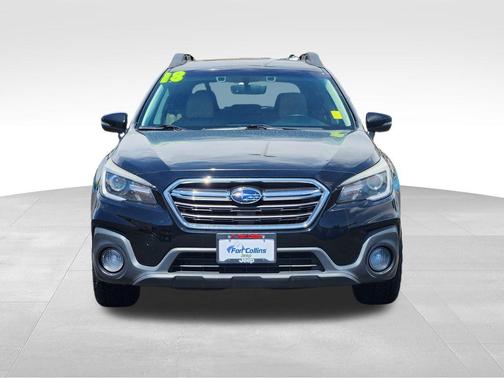 Crystal Black Silica 2018 Subaru Outback 3.6R Limited