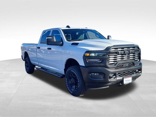 2026 RAM 2500 Tradesman Crew Cab 4x4 8' Box