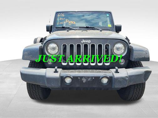 Black Clearcoat 2017 Jeep Wrangler Unlimited Sahara