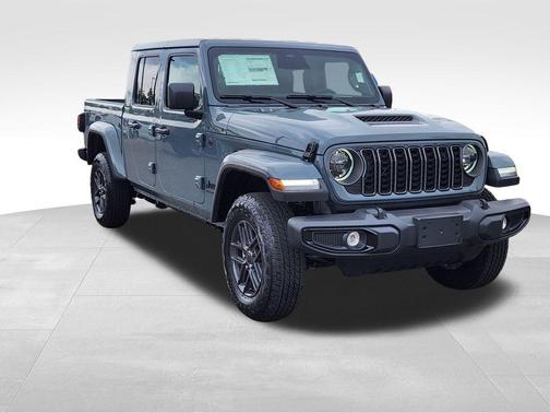 Anvil Clearcoat 2026 Jeep Gladiator Sport S
