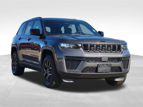 2026 Jeep Grand Cherokee Altitude