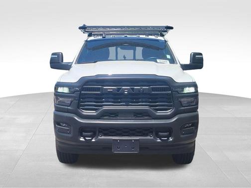 Bright White Clearcoat 2026 RAM 3500 Tradesman Crew Cab 4x4 8' Box