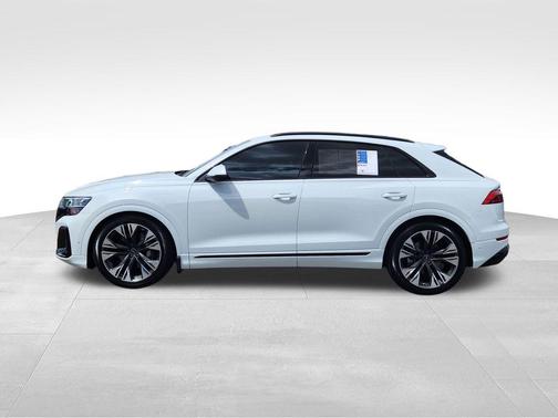 Glacier White 2025 Audi Q8 55 Prestige