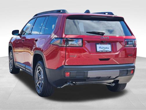 Red Hot Pearlcoat 2026 Jeep Cherokee Laredo 4x4