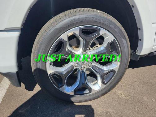 Bright White Clearcoat 2021 RAM 1500 Longhorn