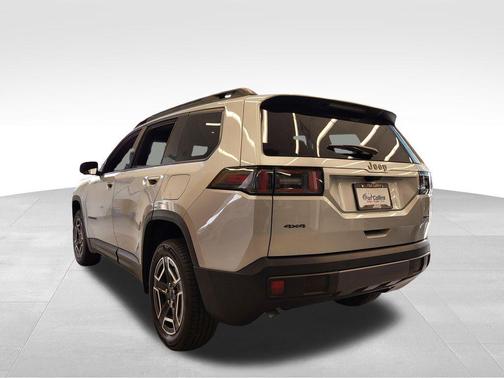 2026 Jeep Cherokee Laredo 4x4