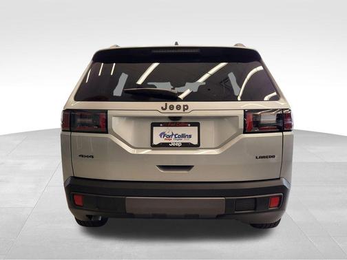 2026 Jeep Cherokee Laredo 4x4