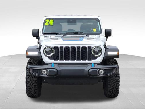 Bright White Clearcoat 2024 Jeep Wrangler 4xe Rubicon