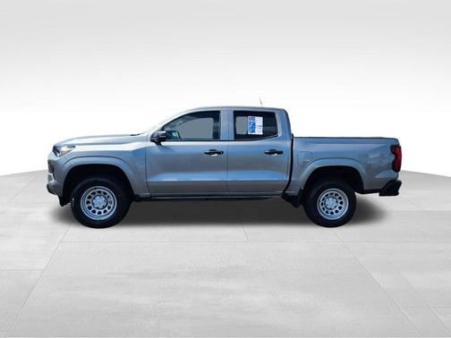 Sterling Gray Metallic 2024 Chevrolet Colorado WT