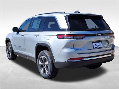 2025 Jeep Grand Cherokee 4xe Base