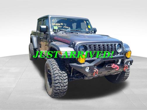 Granite Crystal Metallic Clearcoat 2025 Jeep Gladiator Rubicon