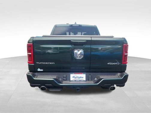 Serrano Green Metallic 2026 RAM 1500 ST
