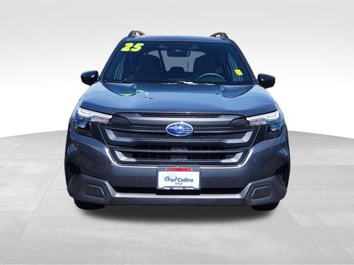 Magnetite Gray Metallic 2025 Subaru Forester Base