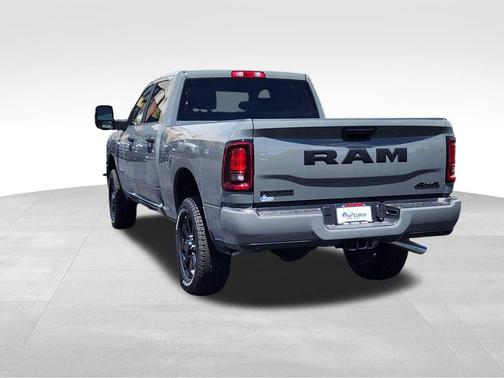 Ceramic Gray Clearcoat 2026 RAM 2500 Big Horn Crew Cab 4x4 6'4' Box