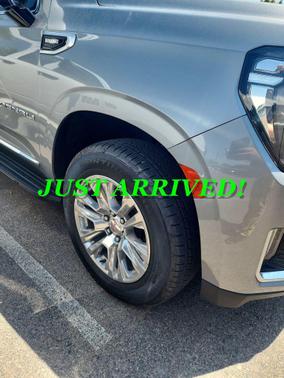 Sterling Metallic 2024 GMC Yukon XL Denali