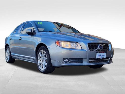 Silver 2011 Volvo S80 3.2
