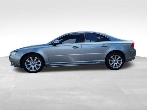 Silver 2011 Volvo S80 3.2