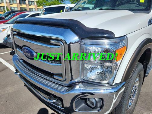 White 2016 Ford F-250 Lariat