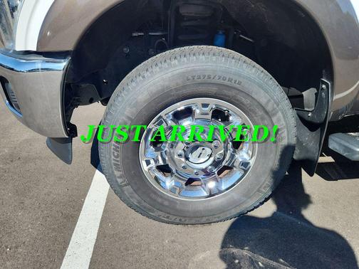 White 2016 Ford F-250 Lariat