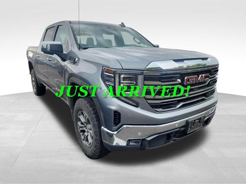 Sterling Metallic 2023 GMC Sierra 1500 SLT