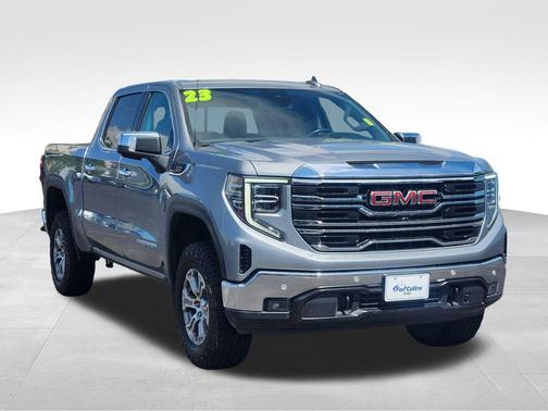 Sterling Metallic 2023 GMC Sierra 1500 SLT
