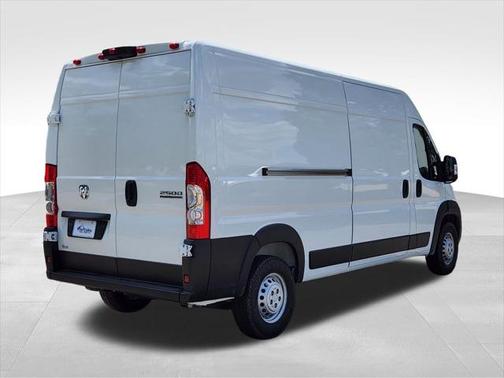 2025 RAM ProMaster 2500 Tradesman