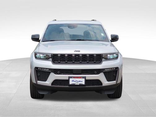Silver Zynith 2026 Jeep Grand Cherokee Limited