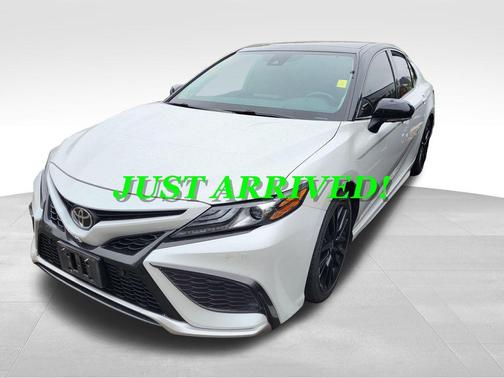 Midnight Black Metallic 2021 Toyota Camry XSE