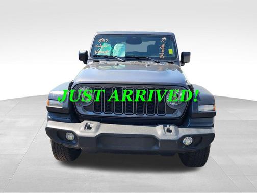 Granite Crystal Metallic Clearcoat 2026 Jeep Wrangler Sport S