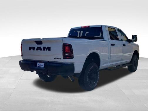 2026 RAM 2500 Tradesman Crew Cab 4x4 6'4' Box