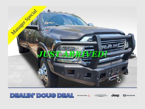 Granite Crystal Metallic Clearcoat 2022 RAM 3500 Laramie Crew Cab 4x4 8' Box