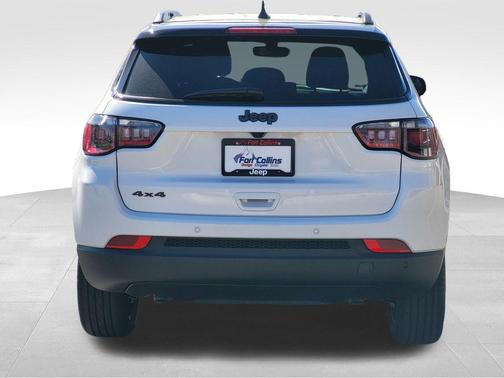 Bright White Clearcoat 2026 Jeep Compass Limited