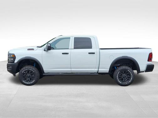 Bright White Clearcoat 2026 RAM 2500 Tradesman Crew Cab 4x4 6'4' Box