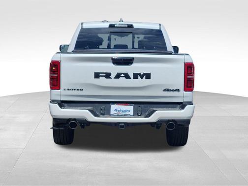 Ivory White Tri-Coat Pearlcoat 2026 RAM 1500 Limited