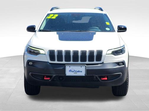 Bright White Clearcoat 2022 Jeep Cherokee Trailhawk