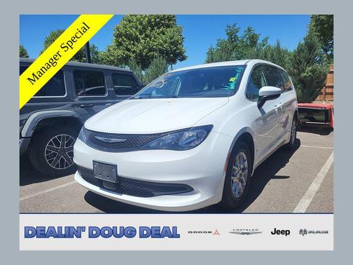 Bright White Clearcoat 2023 Chrysler Voyager LX