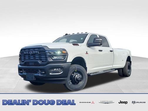 2026 RAM 3500 Tradesman Crew Cab 4x4 8' Box