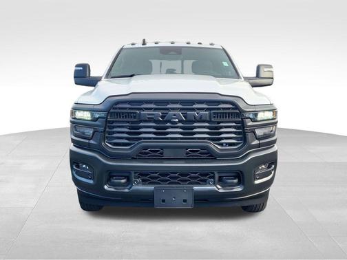 2026 RAM 3500 Tradesman Crew Cab 4x4 8' Box