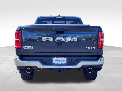 Bright White Clearcoat 2026 RAM 3500 Big Horn Crew Cab 4x4 8' Box