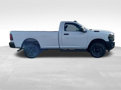 2026 RAM 2500 Tradesman Regular Cab 4x4 8' Box
