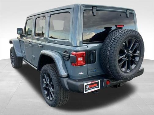 2025 Jeep Wrangler 4xe Sahara