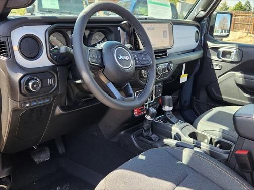 2025 Jeep Wrangler 4xe Willys