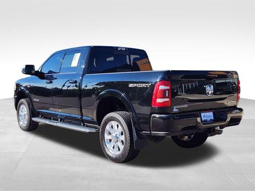 2022 RAM 2500 Laramie Crew Cab 4x4 6'4' Box