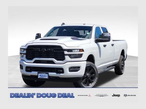 Bright White Clearcoat 2026 RAM 2500 Tradesman Crew Cab 4x4 8' Box