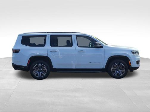 Bright White Clearcoat 2025 Jeep Wagoneer 4x4