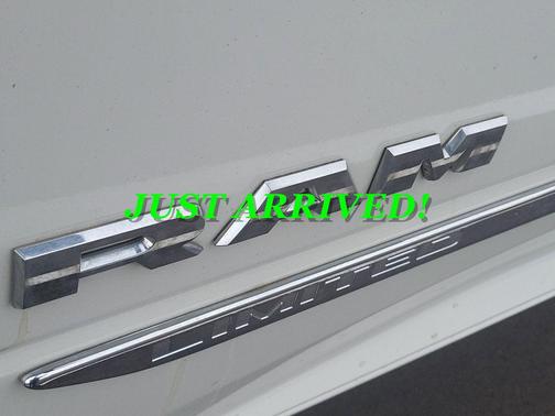 2019 RAM 3500 Limited Crew Cab 4x4 8' Box