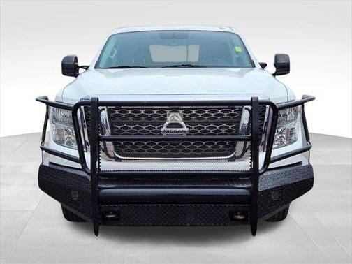 2017 Nissan Titan XD SV