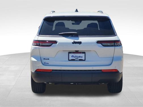 Bright White Clearcoat 2026 Jeep Grand Cherokee L Limited