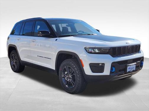2025 Jeep Grand Cherokee 4xe Trailhawk