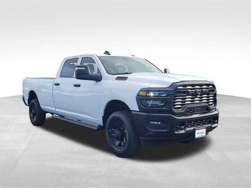 2026 RAM 3500 Tradesman Crew Cab 4x4 8' Box